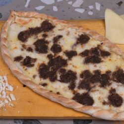 Awarma & Cheese Mankouche